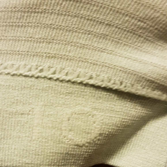 Lululemon Light Weight Racer Back - Picture 4 of 4